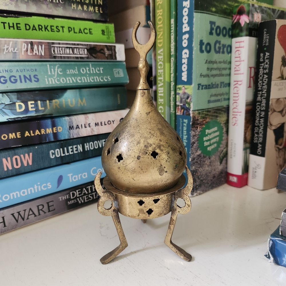 Brass Tea Light Candle Holder